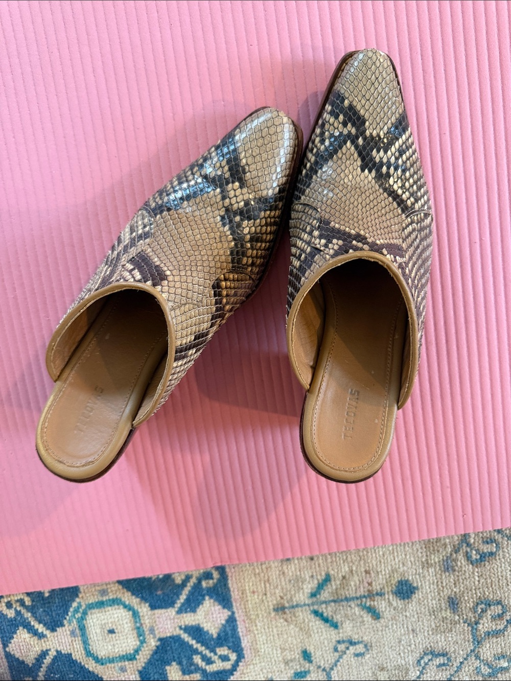 Tecovas Brooke Black Sand Python 7.5